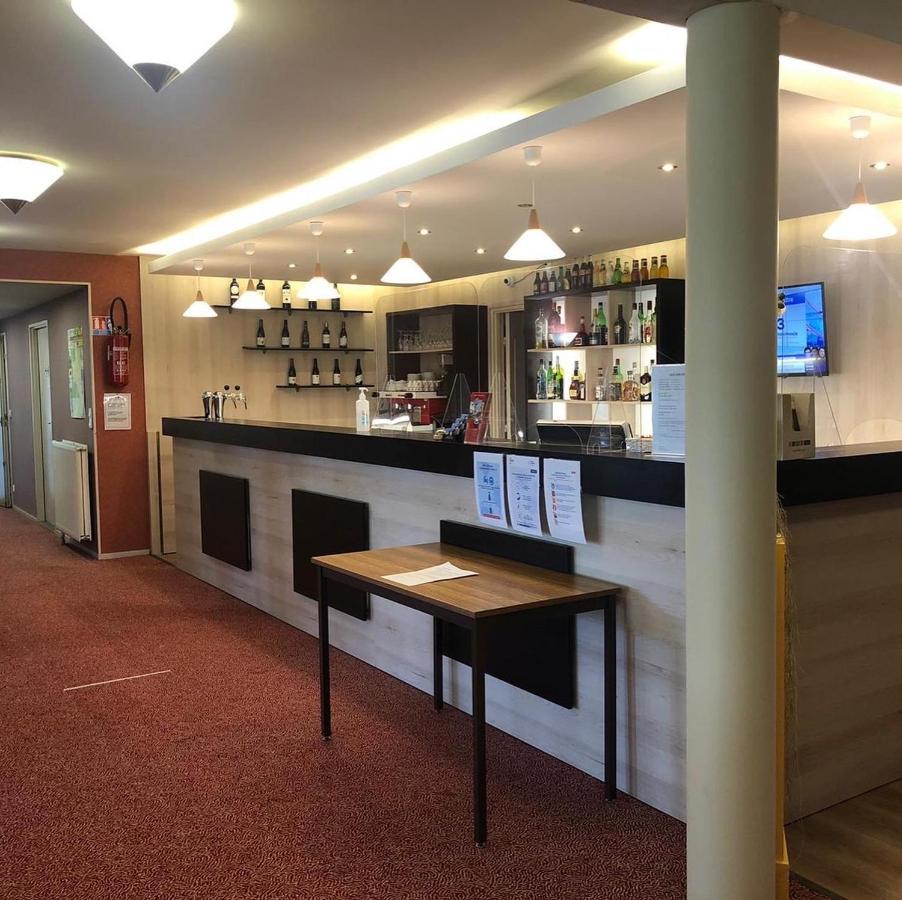 Hotel Altina Pacy-sur-Eure Buitenkant foto