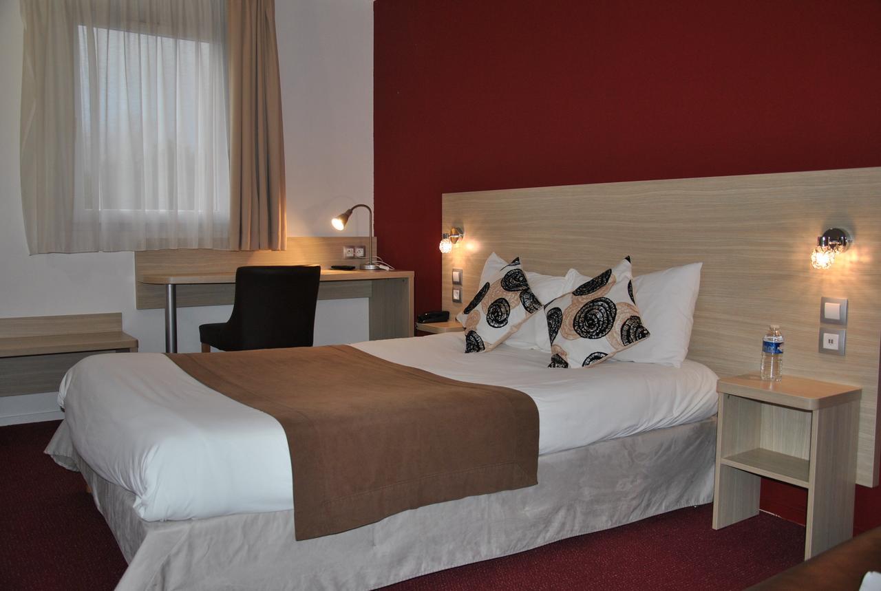 Hotel Altina Pacy-sur-Eure Buitenkant foto