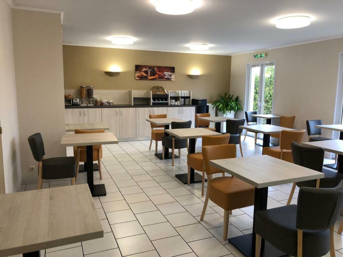 Hotel Altina Pacy-sur-Eure Buitenkant foto