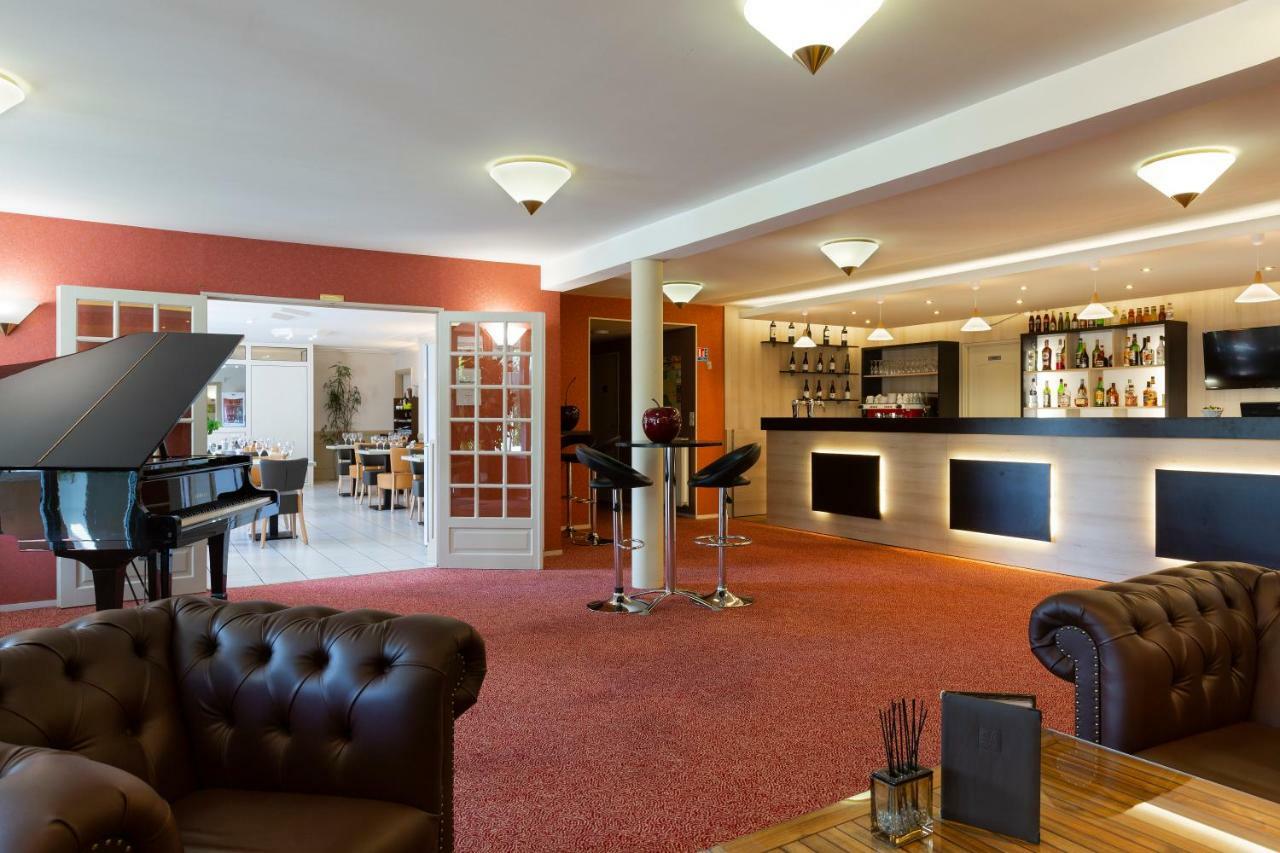 Hotel Altina Pacy-sur-Eure Buitenkant foto